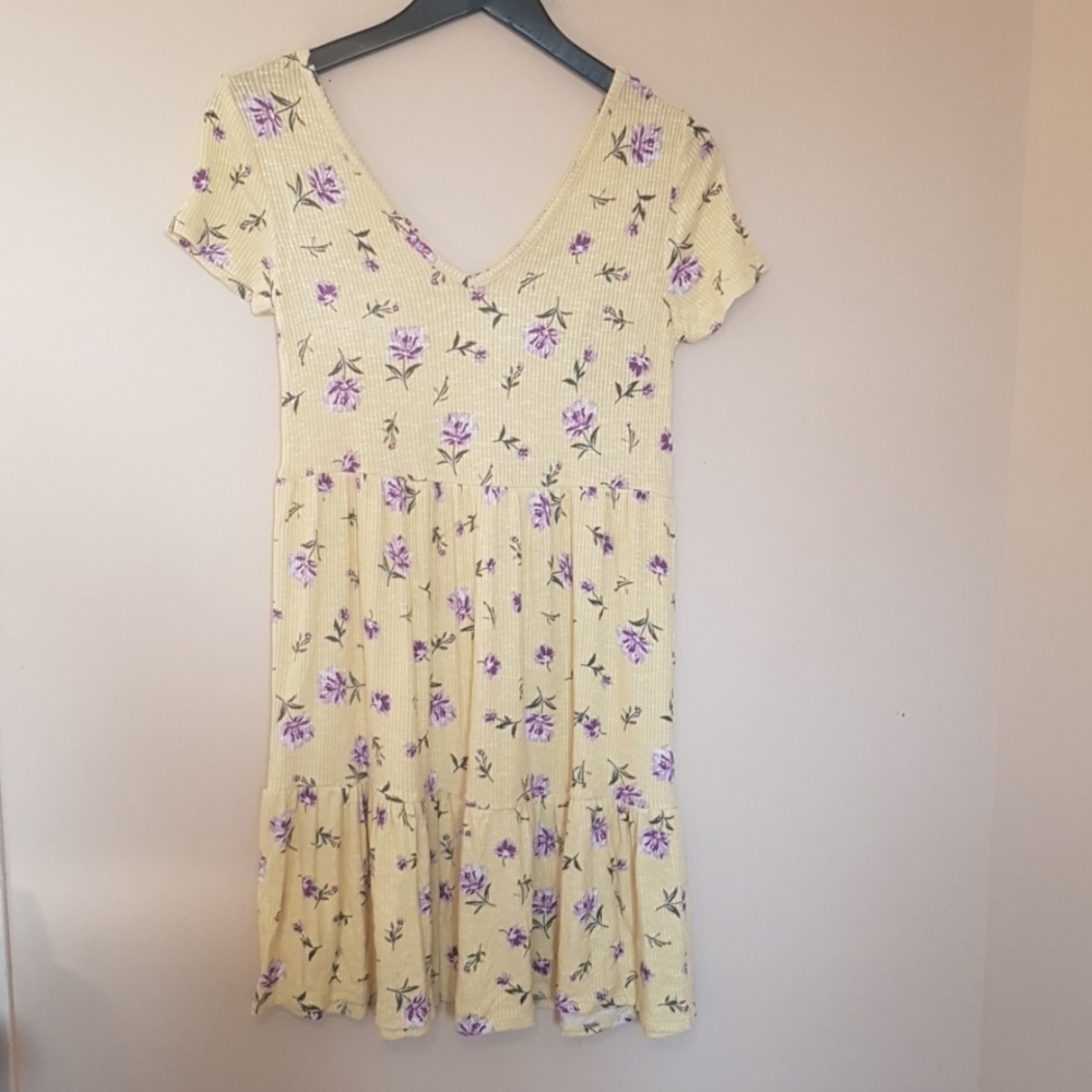 NOBO yellow floral print v neck knit tee shirt  dress NEW with some tags